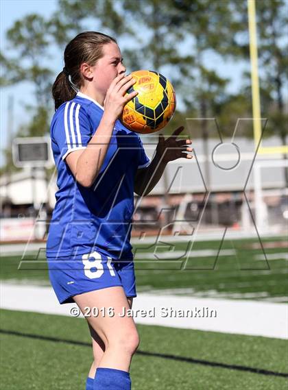 Thumbnail 2 in E.D. White vs. DeRidder (LHSAA D3 Regional Playoff) photogallery.