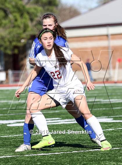 Thumbnail 3 in E.D. White vs. DeRidder (LHSAA D3 Regional Playoff) photogallery.