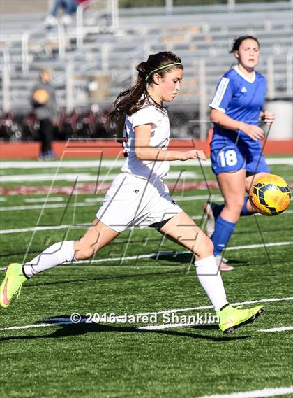 Thumbnail 3 in E.D. White vs. DeRidder (LHSAA D3 Regional Playoff) photogallery.
