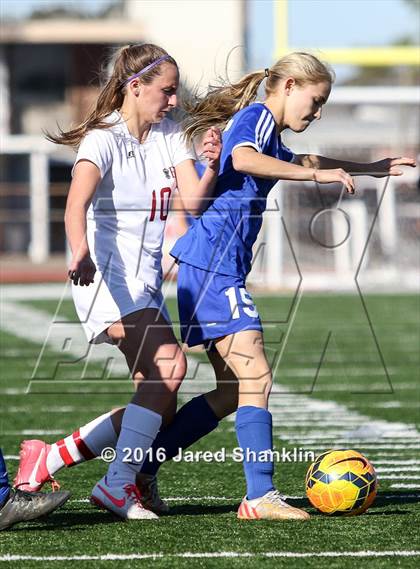 Thumbnail 1 in E.D. White vs. DeRidder (LHSAA D3 Regional Playoff) photogallery.