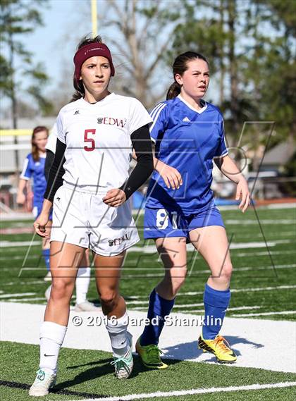 Thumbnail 1 in E.D. White vs. DeRidder (LHSAA D3 Regional Playoff) photogallery.