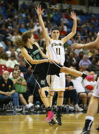 Thumbnail 1 in St. Mary's vs. Bishop O'Dowd (CIF NorCal Regional Open Division Final) photogallery.