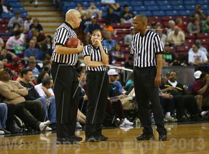 Thumbnail 2 in St. Mary's vs. Bishop O'Dowd (CIF NorCal Regional Open Division Final) photogallery.