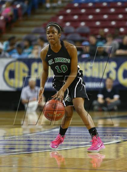 Thumbnail 3 in St. Mary's vs. Bishop O'Dowd (CIF NorCal Regional Open Division Final) photogallery.