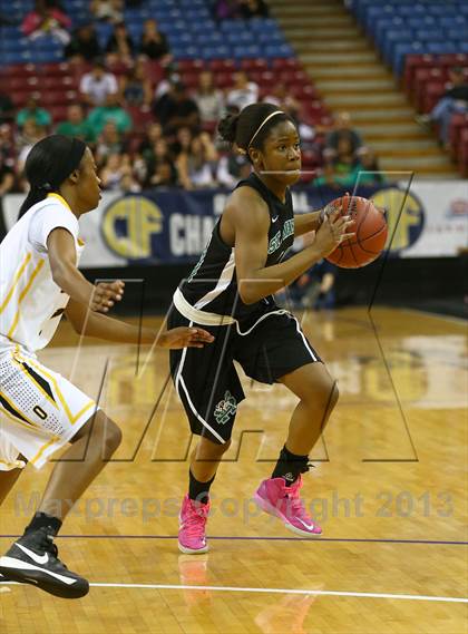 Thumbnail 1 in St. Mary's vs. Bishop O'Dowd (CIF NorCal Regional Open Division Final) photogallery.