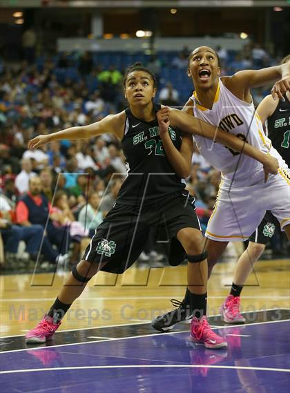 Thumbnail 3 in St. Mary's vs. Bishop O'Dowd (CIF NorCal Regional Open Division Final) photogallery.