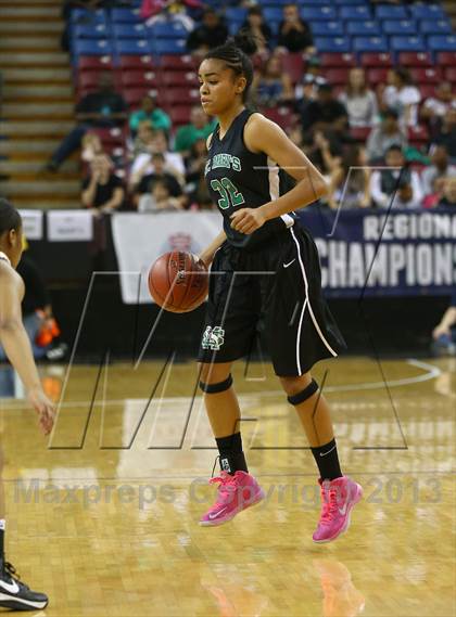 Thumbnail 2 in St. Mary's vs. Bishop O'Dowd (CIF NorCal Regional Open Division Final) photogallery.