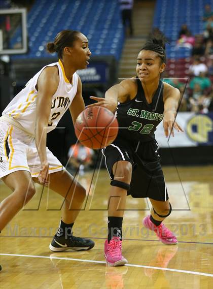 Thumbnail 3 in St. Mary's vs. Bishop O'Dowd (CIF NorCal Regional Open Division Final) photogallery.