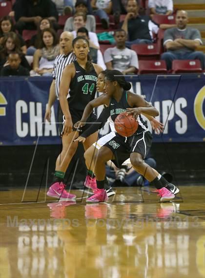 Thumbnail 1 in St. Mary's vs. Bishop O'Dowd (CIF NorCal Regional Open Division Final) photogallery.