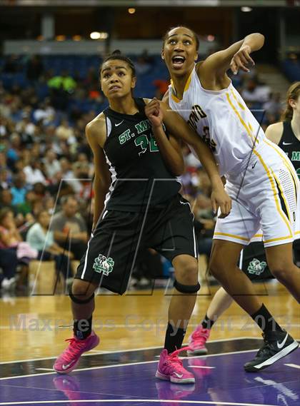 Thumbnail 2 in St. Mary's vs. Bishop O'Dowd (CIF NorCal Regional Open Division Final) photogallery.