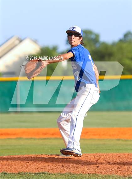 Thumbnail 2 in Bishop England vs Edisto (SCHSL AAA District Playoff) photogallery.