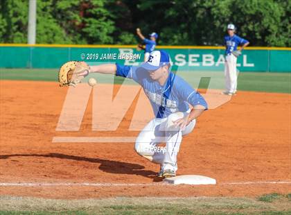 Thumbnail 1 in Bishop England vs Edisto (SCHSL AAA District Playoff) photogallery.