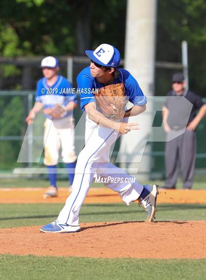 Thumbnail 1 in Bishop England vs Edisto (SCHSL AAA District Playoff) photogallery.