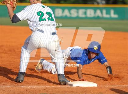Thumbnail 1 in Bishop England vs Edisto (SCHSL AAA District Playoff) photogallery.