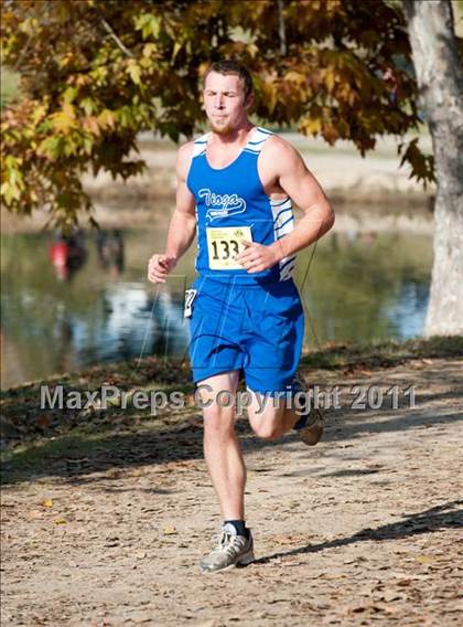 Thumbnail 1 in CIF State Cross Country Championships (Boys Division V) photogallery.
