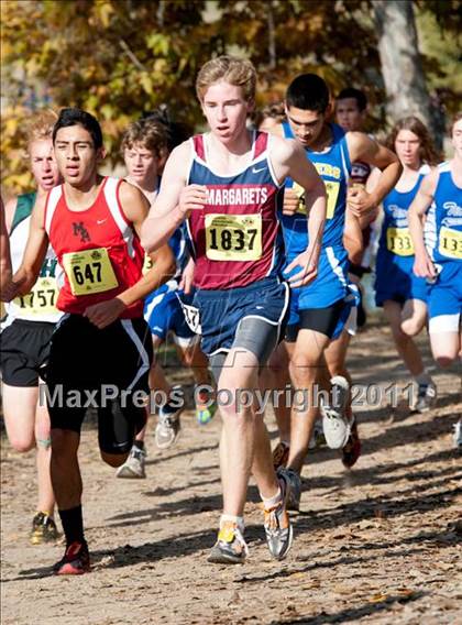 Thumbnail 2 in CIF State Cross Country Championships (Boys Division V) photogallery.