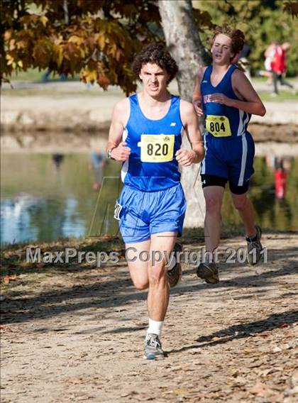 Thumbnail 1 in CIF State Cross Country Championships (Boys Division V) photogallery.