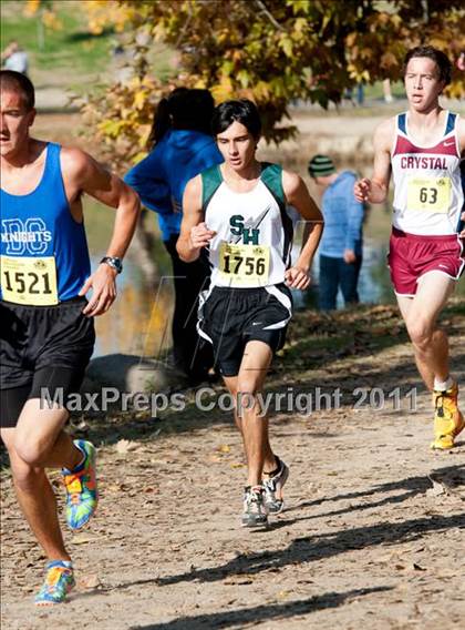 Thumbnail 2 in CIF State Cross Country Championships (Boys Division V) photogallery.