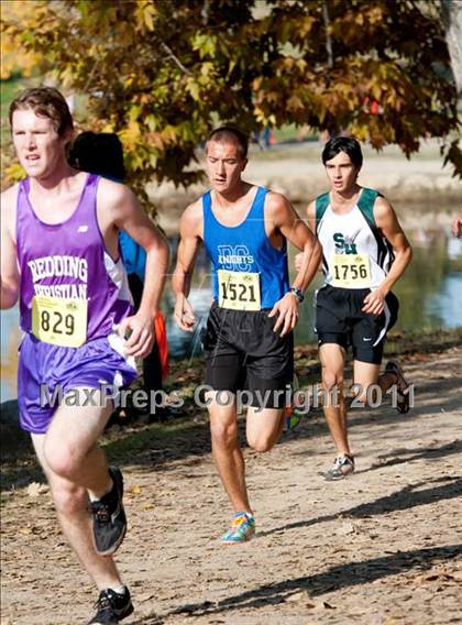 Thumbnail 1 in CIF State Cross Country Championships (Boys Division V) photogallery.