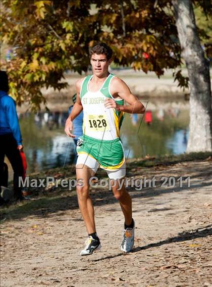 Thumbnail 1 in CIF State Cross Country Championships (Boys Division V) photogallery.