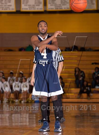 Thumbnail 1 in Atlantic City @ Absegami photogallery.