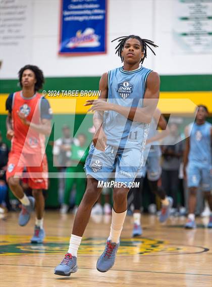 Thumbnail 1 in Team Bubba Chuck vs Team Answer (Iverson Classic) photogallery.