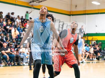 Thumbnail 1 in Team Bubba Chuck vs Team Answer (Iverson Classic) photogallery.