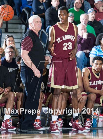 Thumbnail 2 in Roselle Catholic vs St. Anthony (NJSIAA Non-Public B Final) photogallery.
