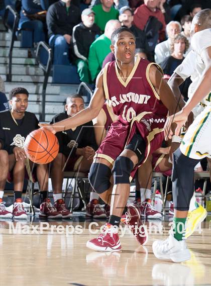 Thumbnail 2 in Roselle Catholic vs St. Anthony (NJSIAA Non-Public B Final) photogallery.