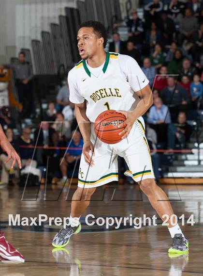 Thumbnail 2 in Roselle Catholic vs St. Anthony (NJSIAA Non-Public B Final) photogallery.