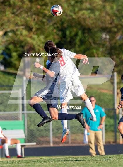 Thumbnail 2 in Charlotte Catholic @ Weddington photogallery.