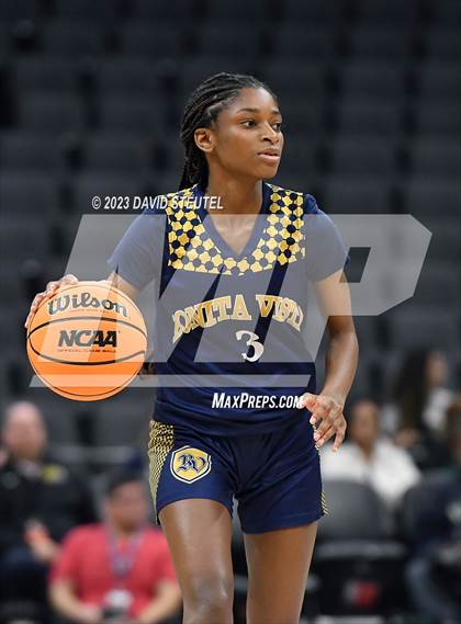 Thumbnail 1 in Bonita Vista vs. Central (CIF State D2 Final) photogallery.