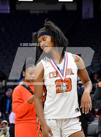 Thumbnail 1 in Bonita Vista vs. Central (CIF State D2 Final) photogallery.