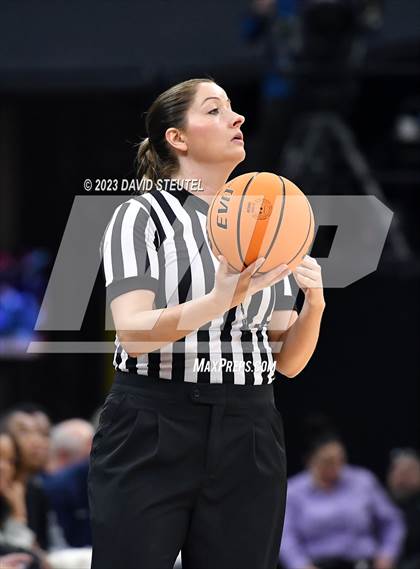 Thumbnail 3 in Bonita Vista vs. Central (CIF State D2 Final) photogallery.