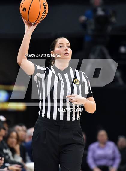 Thumbnail 1 in Bonita Vista vs. Central (CIF State D2 Final) photogallery.