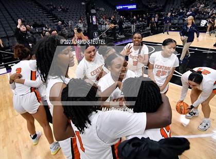 Thumbnail 3 in Bonita Vista vs. Central (CIF State D2 Final) photogallery.