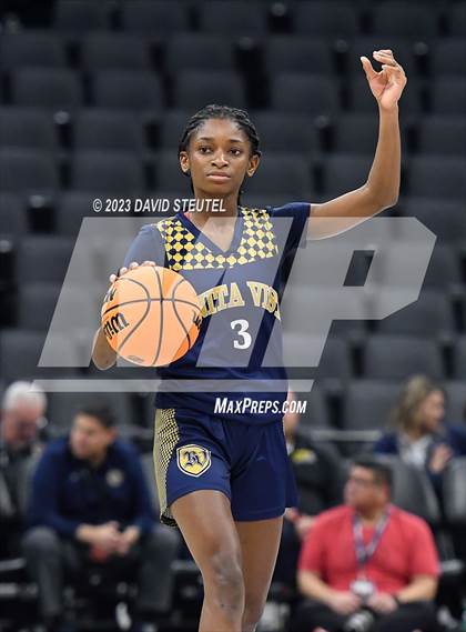 Thumbnail 2 in Bonita Vista vs. Central (CIF State D2 Final) photogallery.