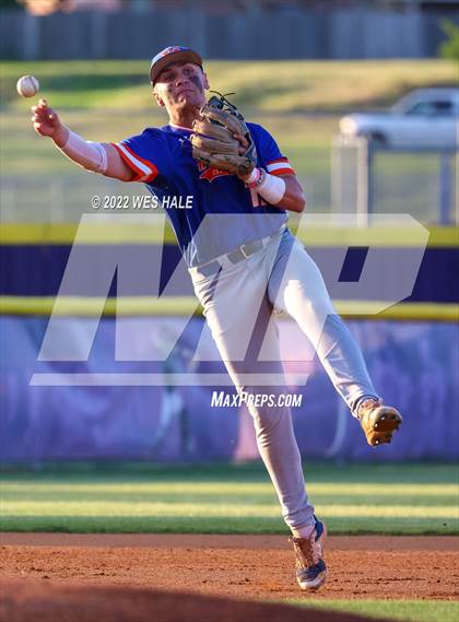 Thumbnail 2 in Madison Central vs. DeSoto Central photogallery.