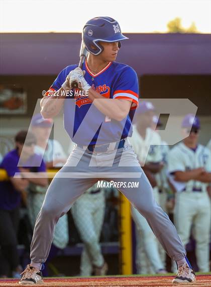 Thumbnail 3 in Madison Central vs. DeSoto Central photogallery.