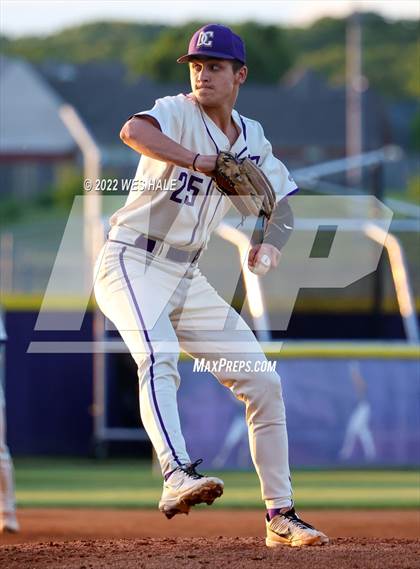 Thumbnail 2 in Madison Central vs. DeSoto Central photogallery.