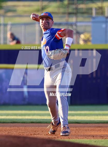 Thumbnail 2 in Madison Central vs. DeSoto Central photogallery.