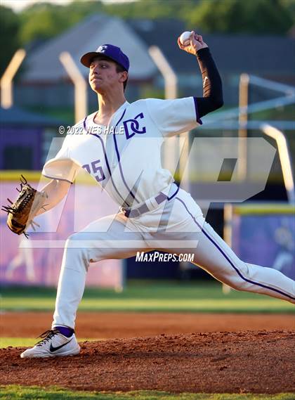 Thumbnail 3 in Madison Central vs. DeSoto Central photogallery.