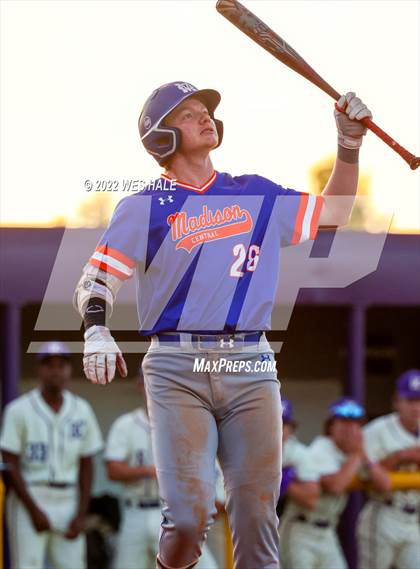 Thumbnail 3 in Madison Central vs. DeSoto Central photogallery.