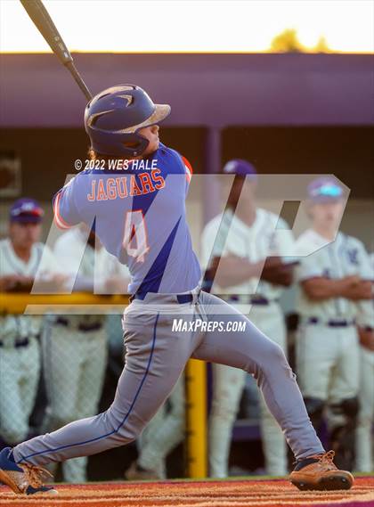 Thumbnail 1 in Madison Central vs. DeSoto Central photogallery.