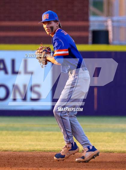 Thumbnail 3 in Madison Central vs. DeSoto Central photogallery.