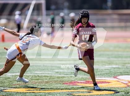 Thumbnail 1 in Oxnard vs. Westlake photogallery.