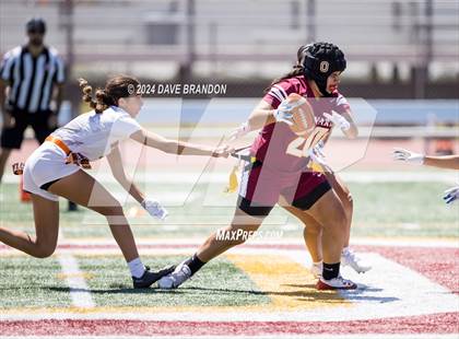 Thumbnail 3 in Oxnard vs. Westlake photogallery.