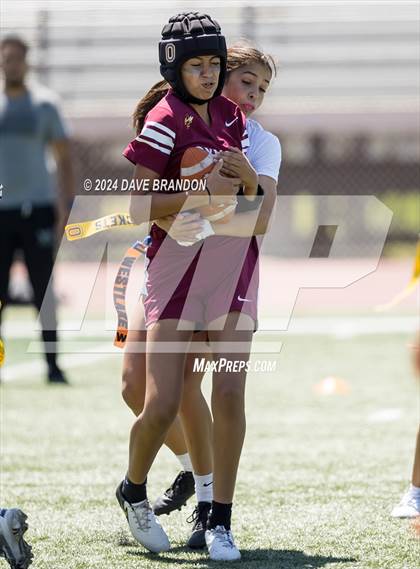 Thumbnail 1 in Oxnard vs. Westlake photogallery.