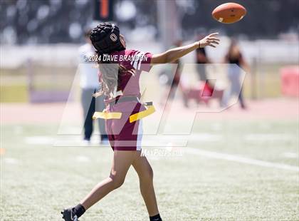Thumbnail 1 in Oxnard vs. Westlake photogallery.