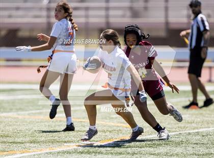 Thumbnail 2 in Oxnard vs. Westlake photogallery.